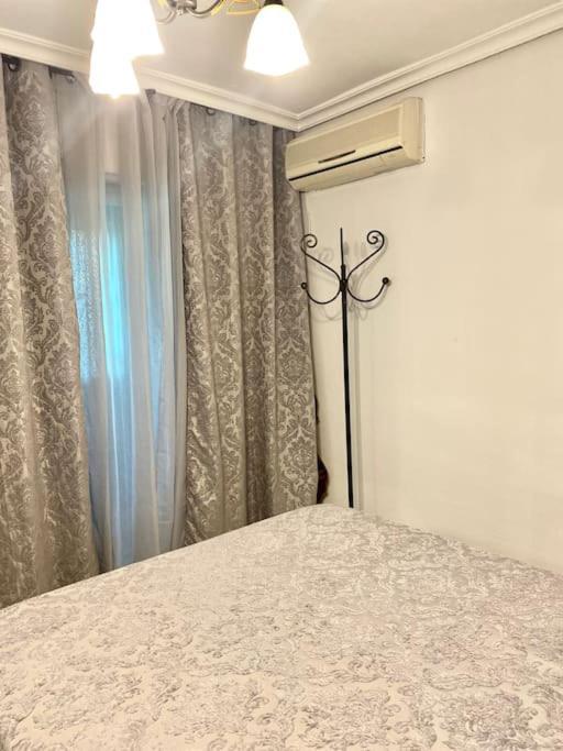Shared Apartment! Piso Compartido! Общая Квартира! Sewilla Zewnętrze zdjęcie